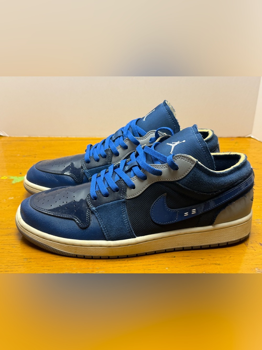 Air Jordan 1 Low SE Craft 'Inside Out - Obsidian'